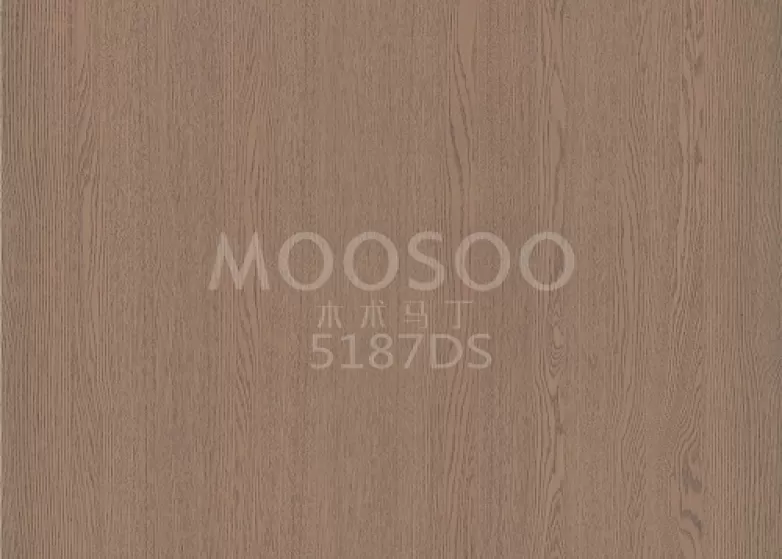 Rustik beyaz karaağaç ahşap duvar paneli: Zamansız zarafet modern işlevsellikle birleşiyor